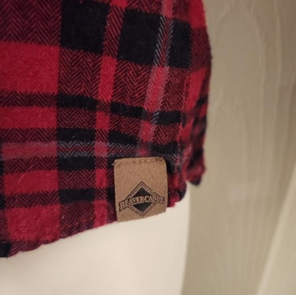 Beaver Canoe Plaid Flanel top - Picture 3 of 7